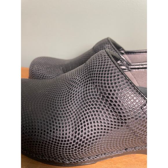 Dansko XP Black Moray Leather Comfort Nurse Clog. Size 38/7.5-8. - Picture 2 of 10